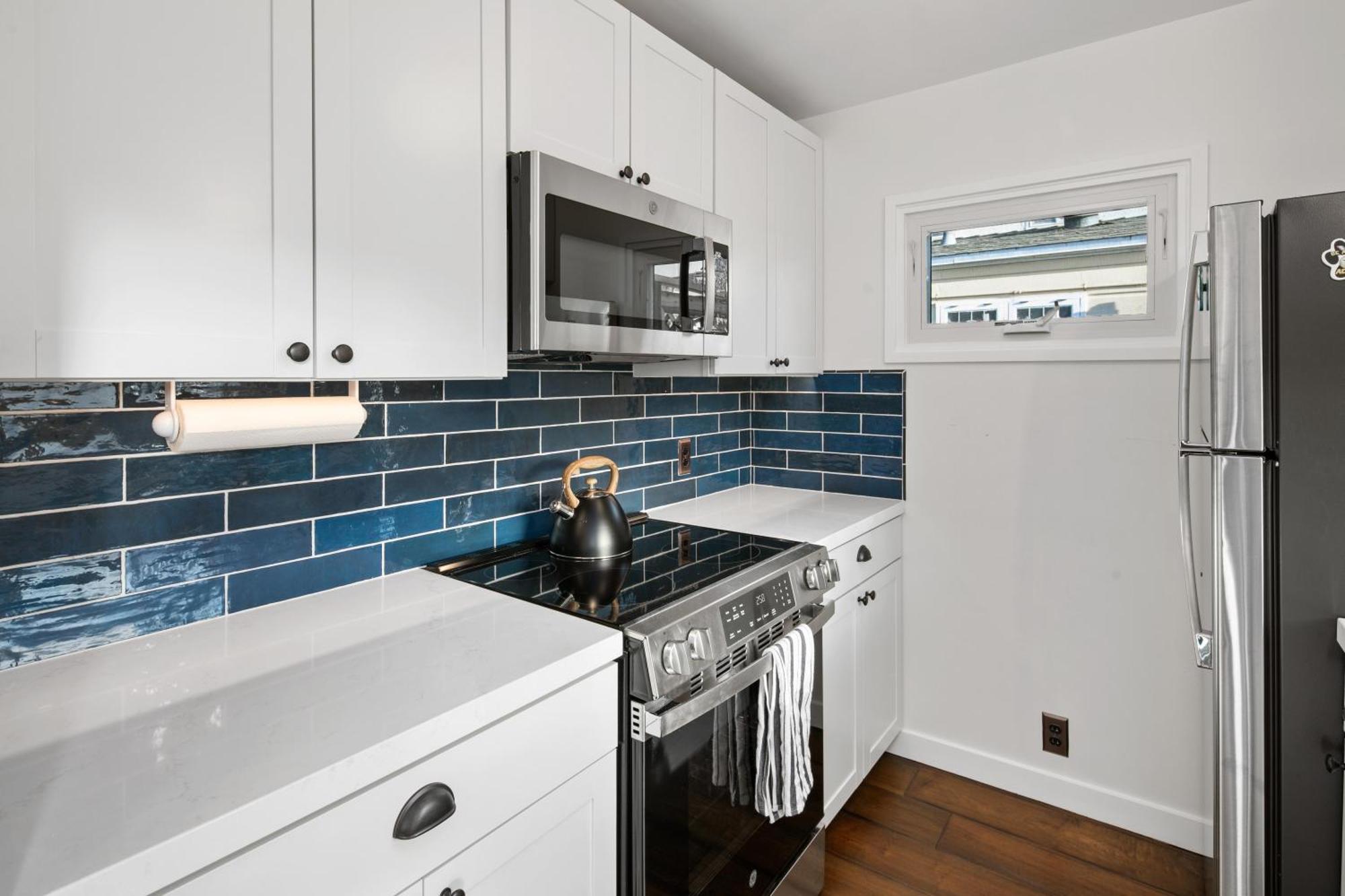 Surf 1 Brand New Listing! Holiday home *